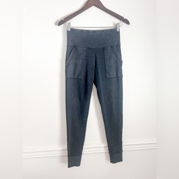 Aerie Chill Play Move Leggings - Picture 1 of 6